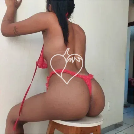 Capa de Larissa Ramos